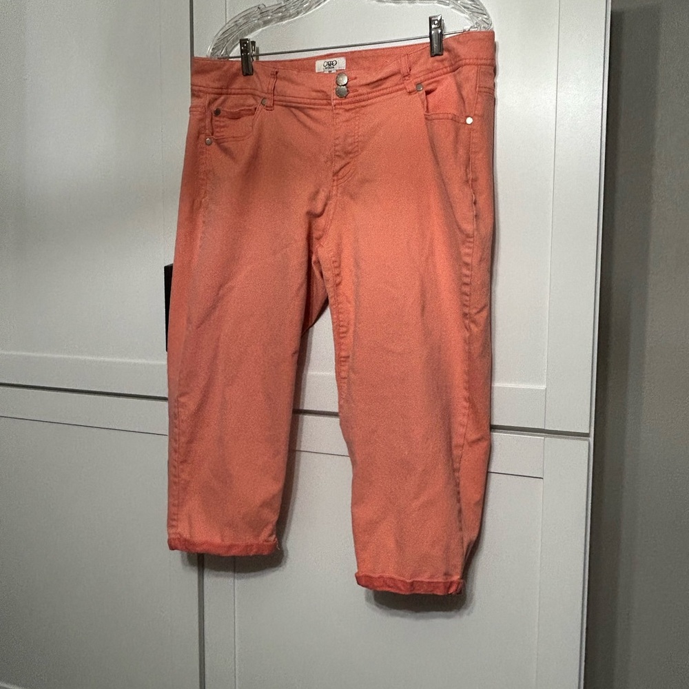 Cato denim peach colored Capri pants size 16W